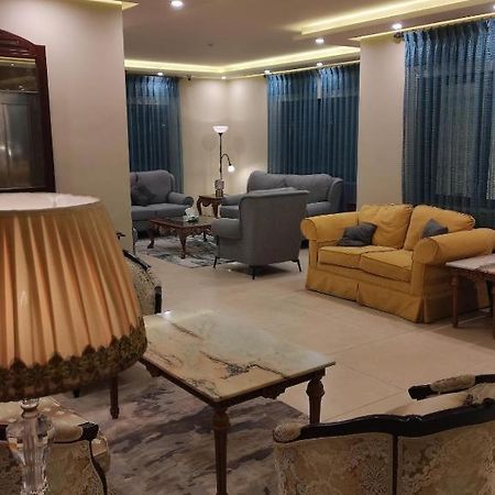 Black Iris Hotel II Madaba Eksteriør bilde
