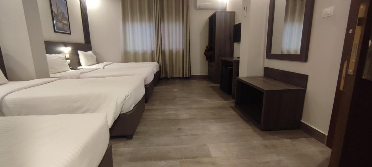 Black Iris Hotel II Madaba Eksteriør bilde